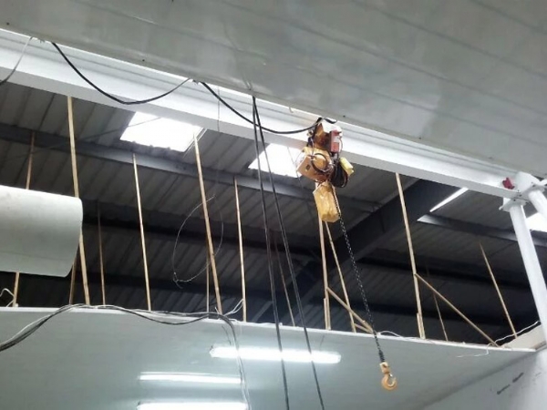 non-standard crane